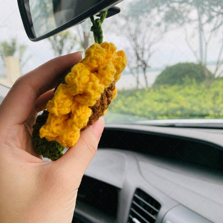 TOMOPOD LLC - Wholesale Car Decorative Charm - Unisex - Crochet Sunflower Car Mirror Hanging Charm, Car Accessories1