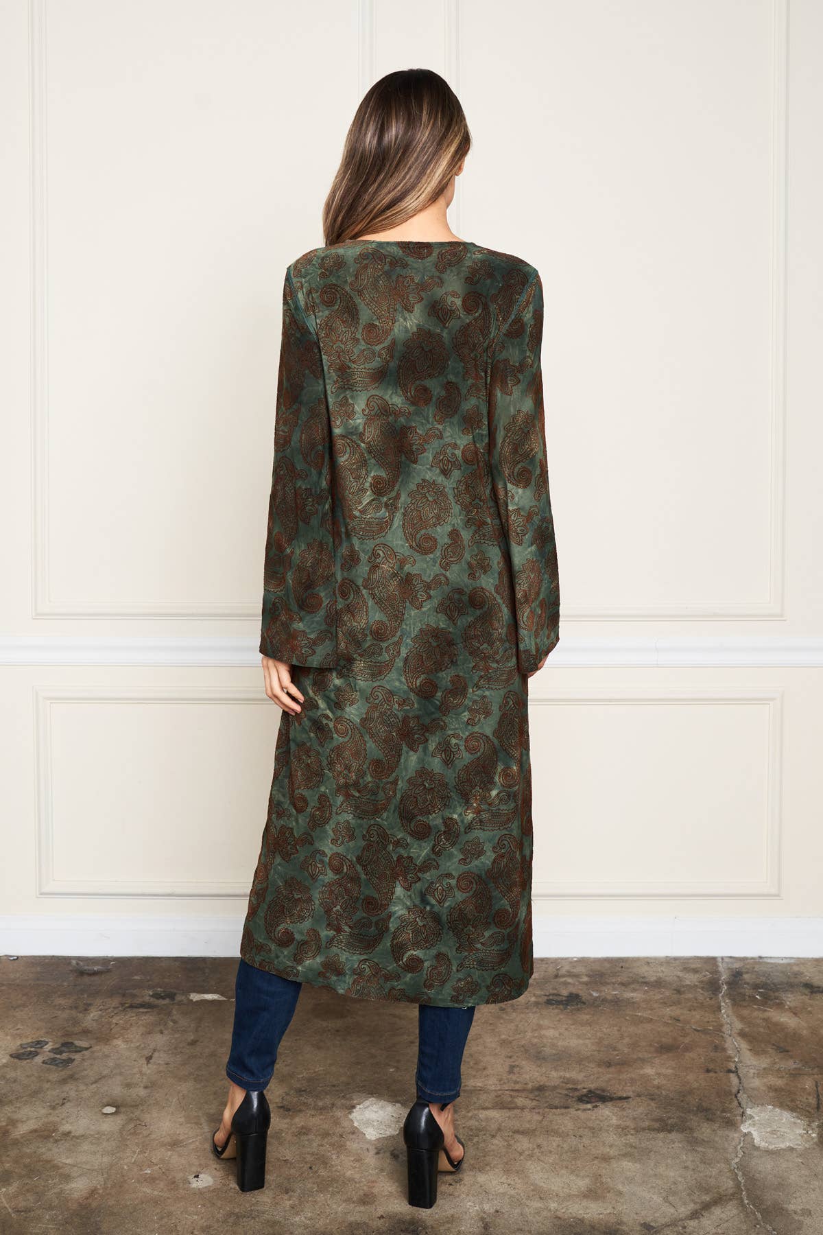 Paparazzi - Wholesale Kimono - Women's - 5705-MAK Flocked ITY Kimono w/ Tie Front8