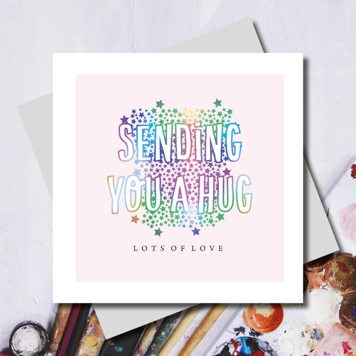 Tarjeta de felicitación de Bowden Shines enviándote un abrazo para venta al por mayor de Marina B