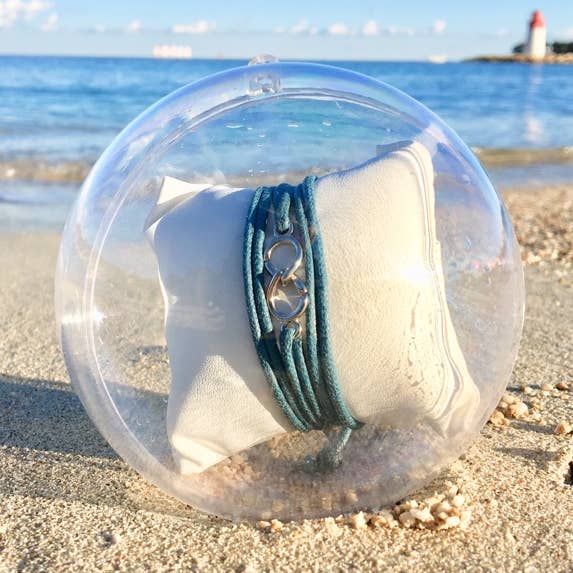 Unendlich für den Großhandel von Hell’s & Bulles