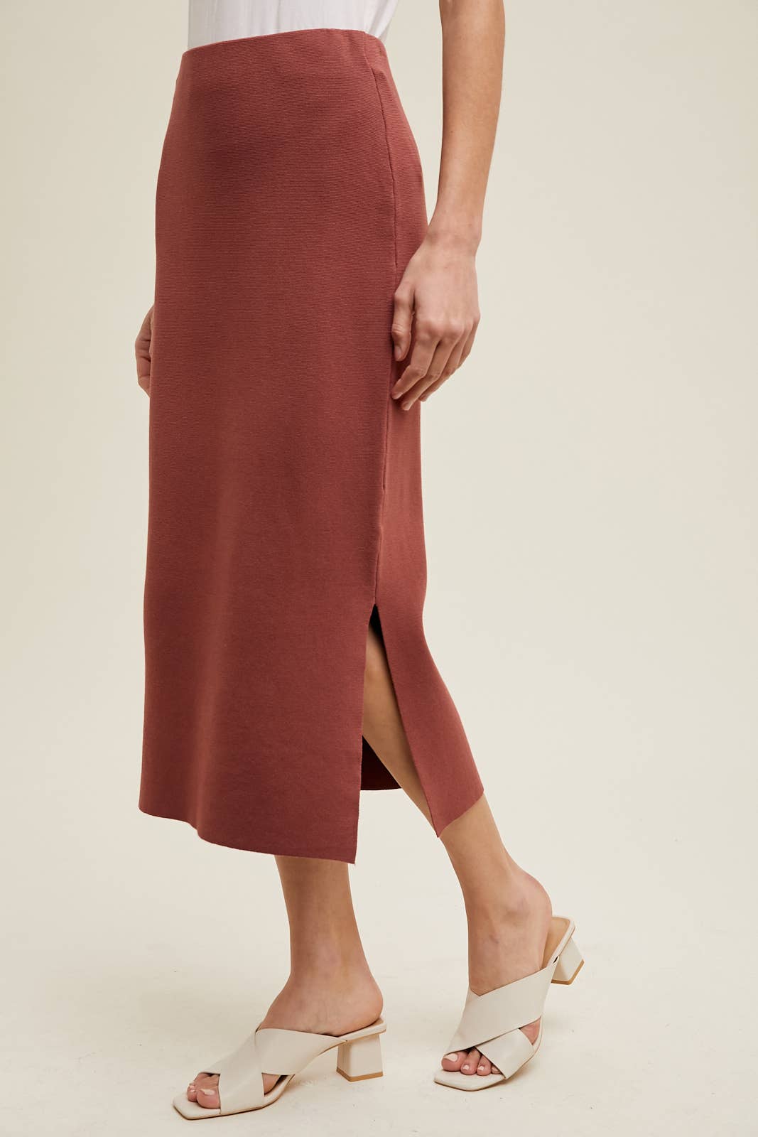 MADEIRA BURL CAMISOLA MIDI COM FENDA/WL23-7538 para venda a revendedores na Faire1