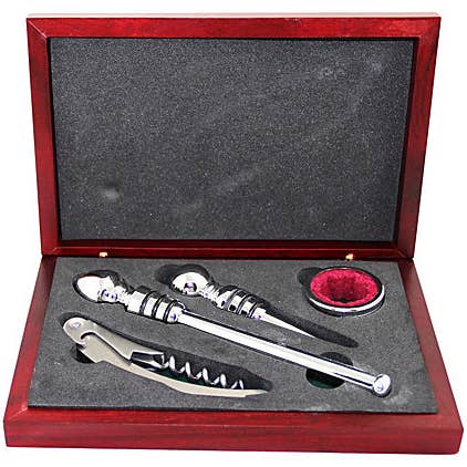 Set à vin 4 pièces. NUMÉRO DE RÉFÉRENCE : KMKW11. pour la vente par Corbell Silver