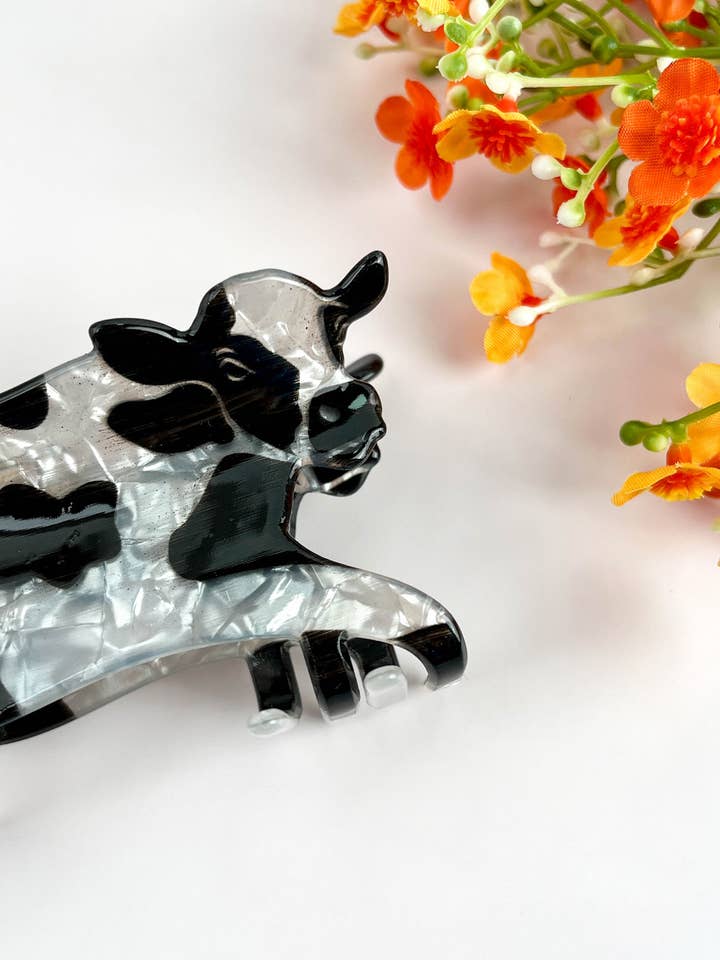 Black and White Cow Animal Hair Claw Clip and other Purchase Wholesale cattle. Free Returns & Net 60 Terms on Faire trending on Faire.