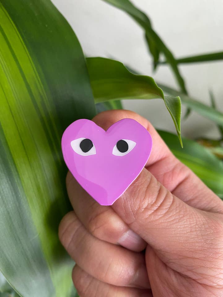 CDG Heart PURPLE zacht emaille pin voor wholesale door Hype Pins