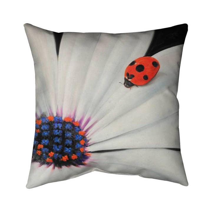 Red Weißes Gänseblümchen und Marienkäfer | Innenkissen 26 „x 26 für den Großhandel auf Faire