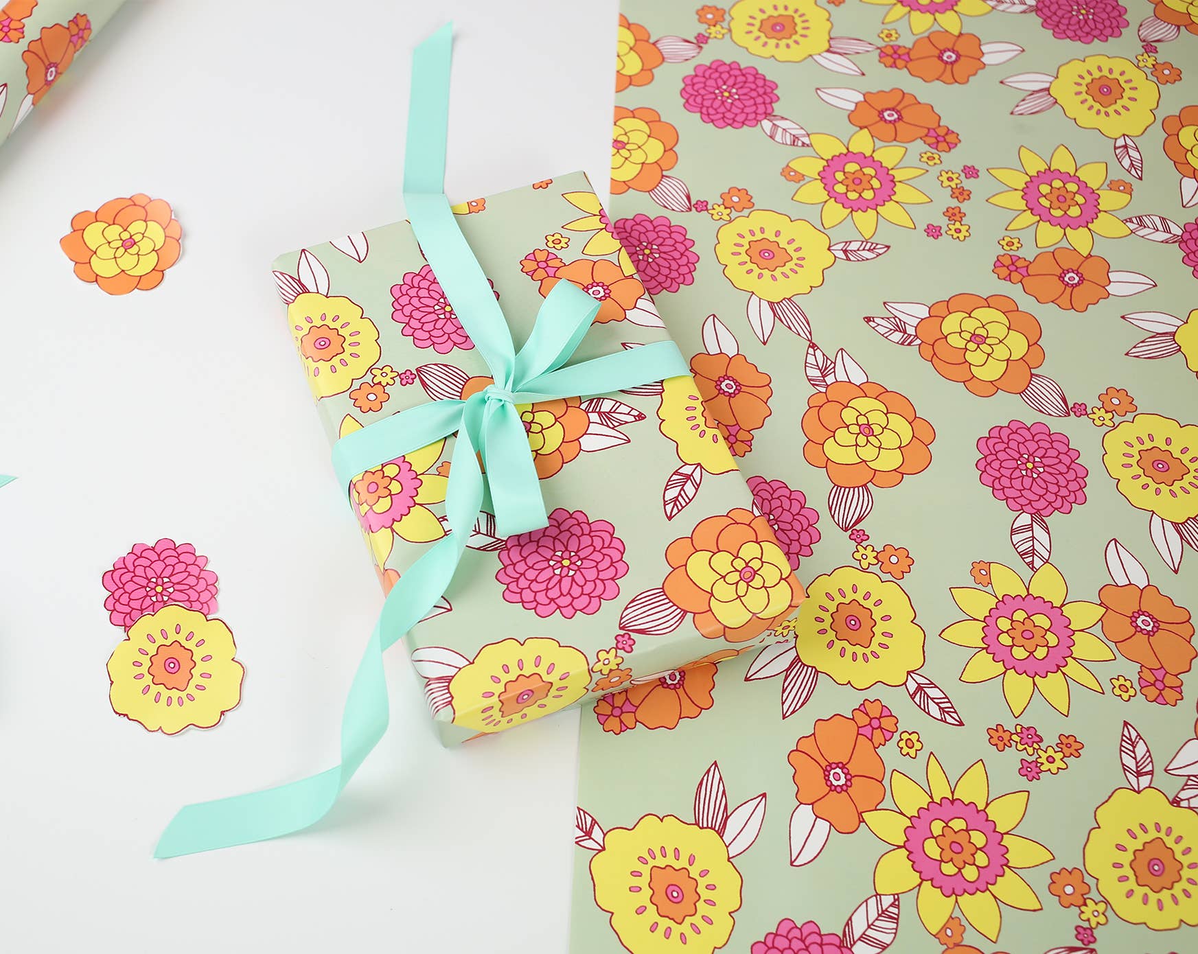 You've Got Pen On Your Face - Wholesale Wrapping Paper Roll - Rolls of Gift Wrap | Wrapping Paper Rolled | Retro | Floral13