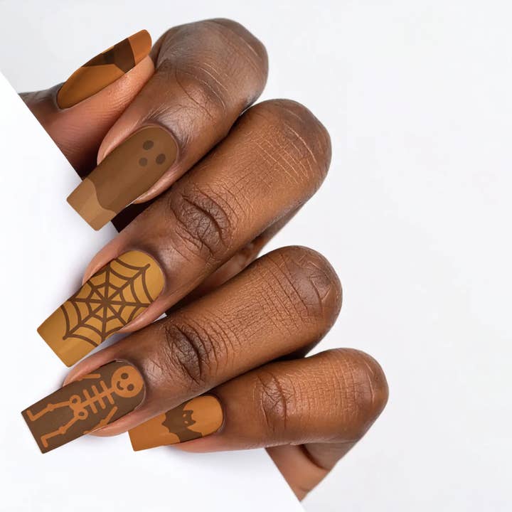 FYNE BODY - Wholesale Press-on/fake nails - Caramel Coven Brown Halloween Press-On Nails41