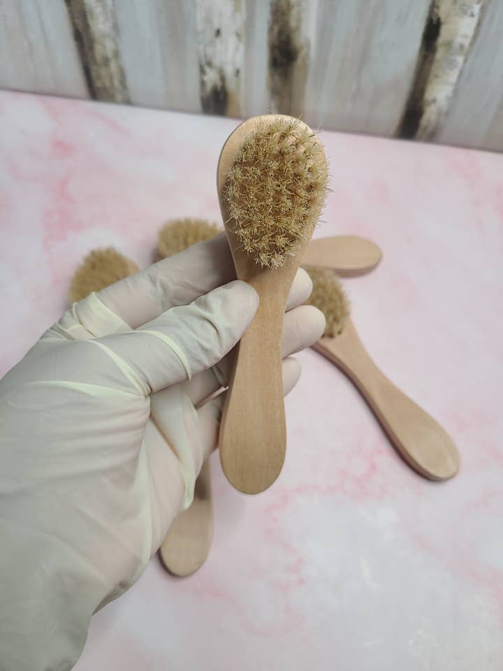 Droge borstel voor gezicht en lichaam voor wholesale door Karamel Beauty