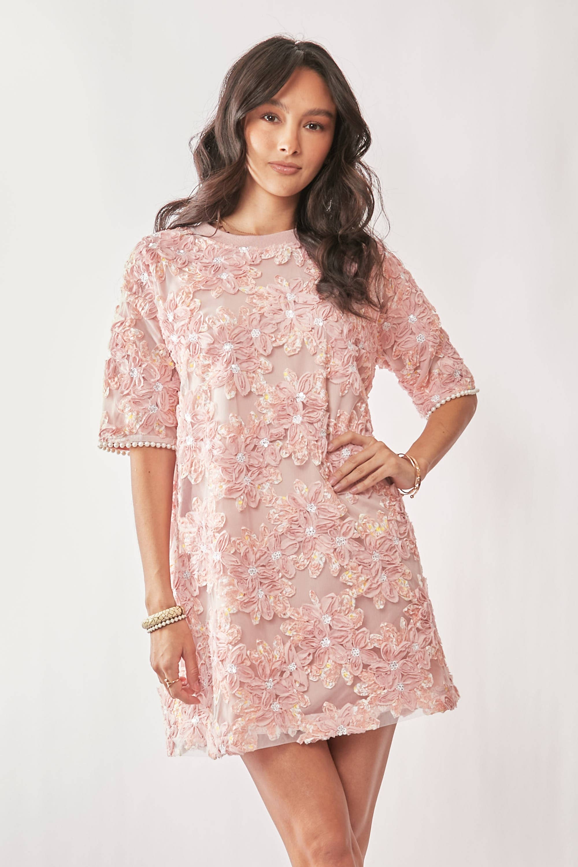 ROSE FLORAL ROBE COURTE EN TULLE BRODÉE DE FLEURS ET PAILLETÉE en vente sur Faire