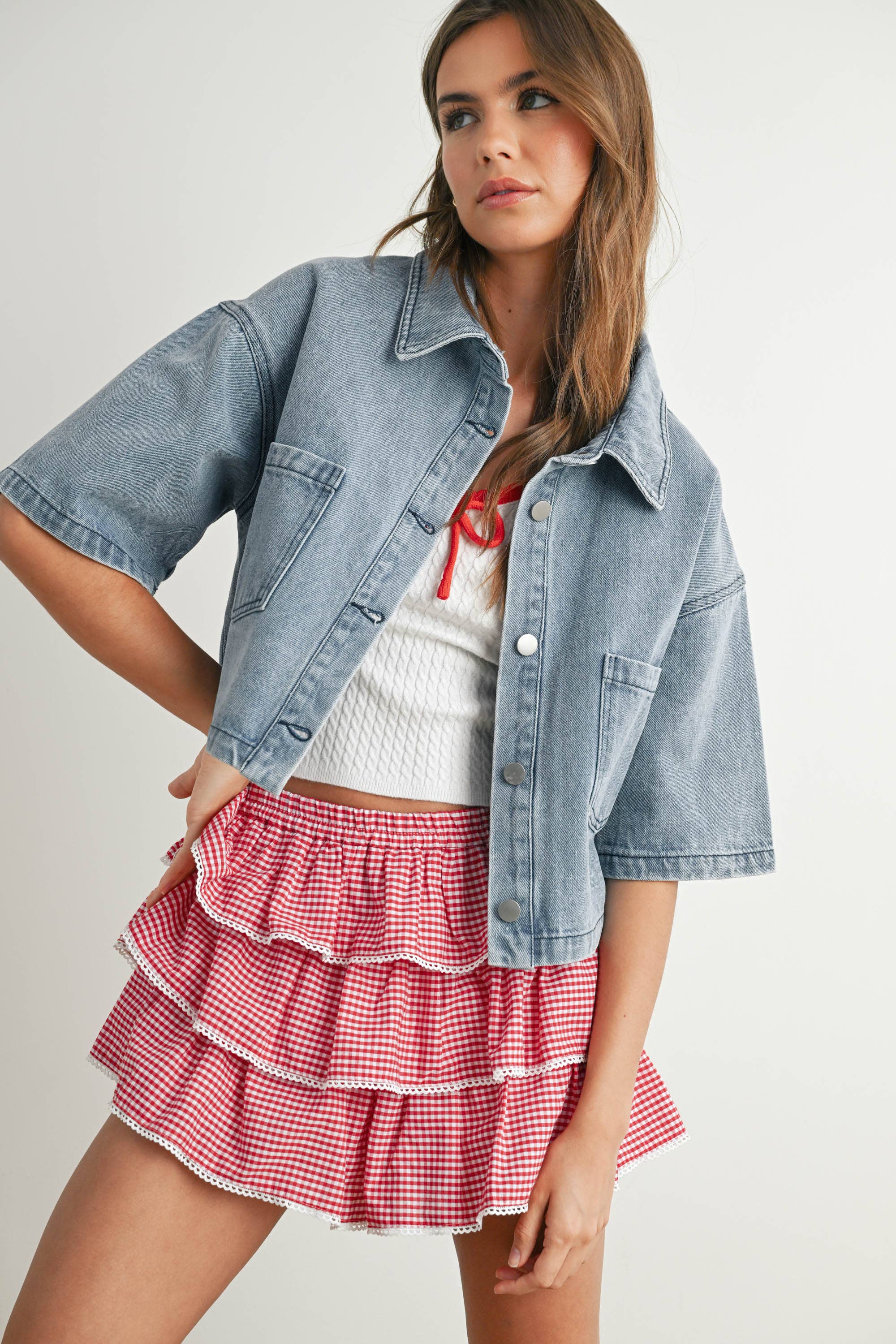 BUTTERMELON - Vendita all'ingrosso Camicia - Donna - Camicia cropped con bottoni frontali - BMJ768120