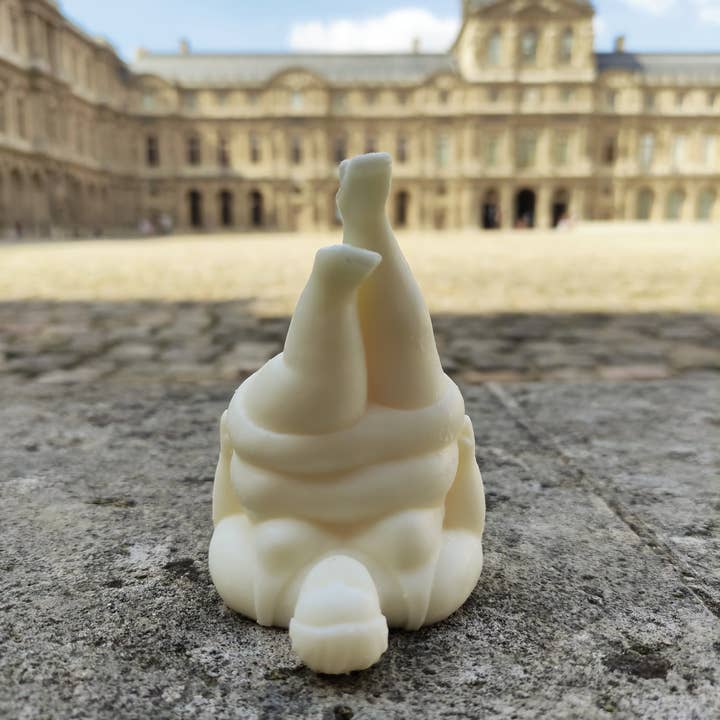 Prechi creations - Wholesale Novelty Candle - Miss Curvy