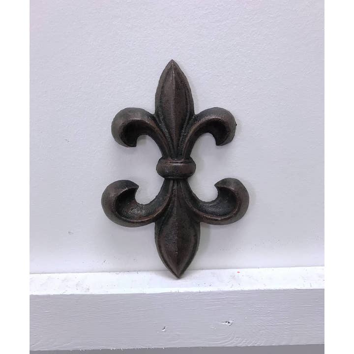 Fleur De Lis wanddecoratie van gietijzer voor wholesale door inVintage