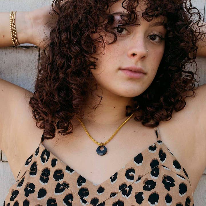 Collana Victoria #7 per la vendita all'ingrosso da parte di Isabelle Grace Jewelry