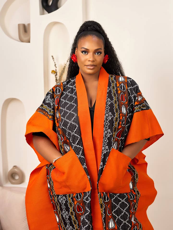 Nuevo en chaqueta kimono midi de estampado africano Asoke - Ilenna para venta al por mayor de CUMO London