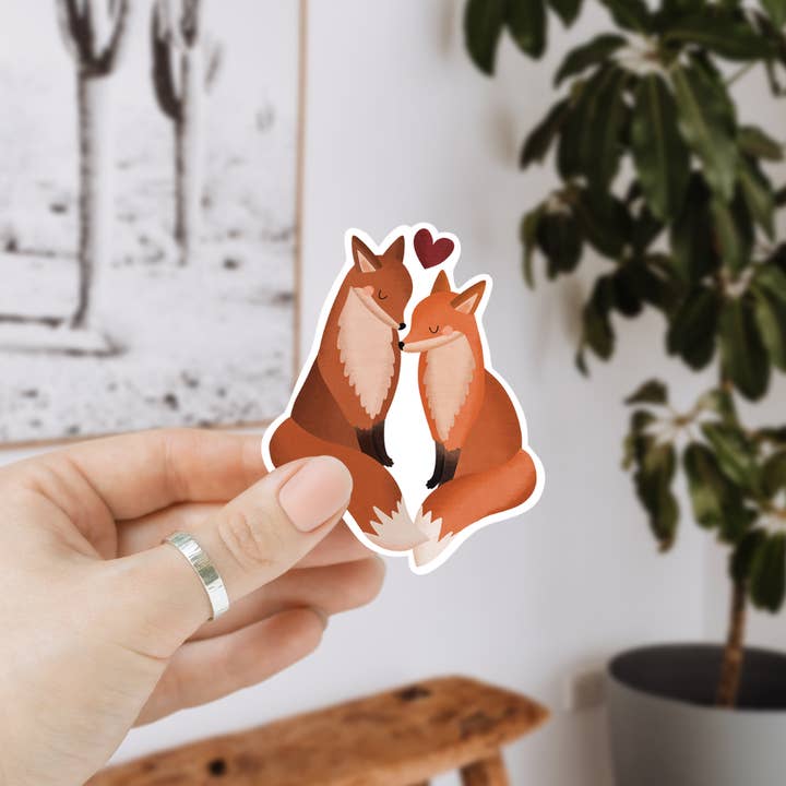 Tilda&Theo - Wholesale Sticker - Foxes Love Vinyl Sticker - Fox Wedding Kiss Cut Sticker1
