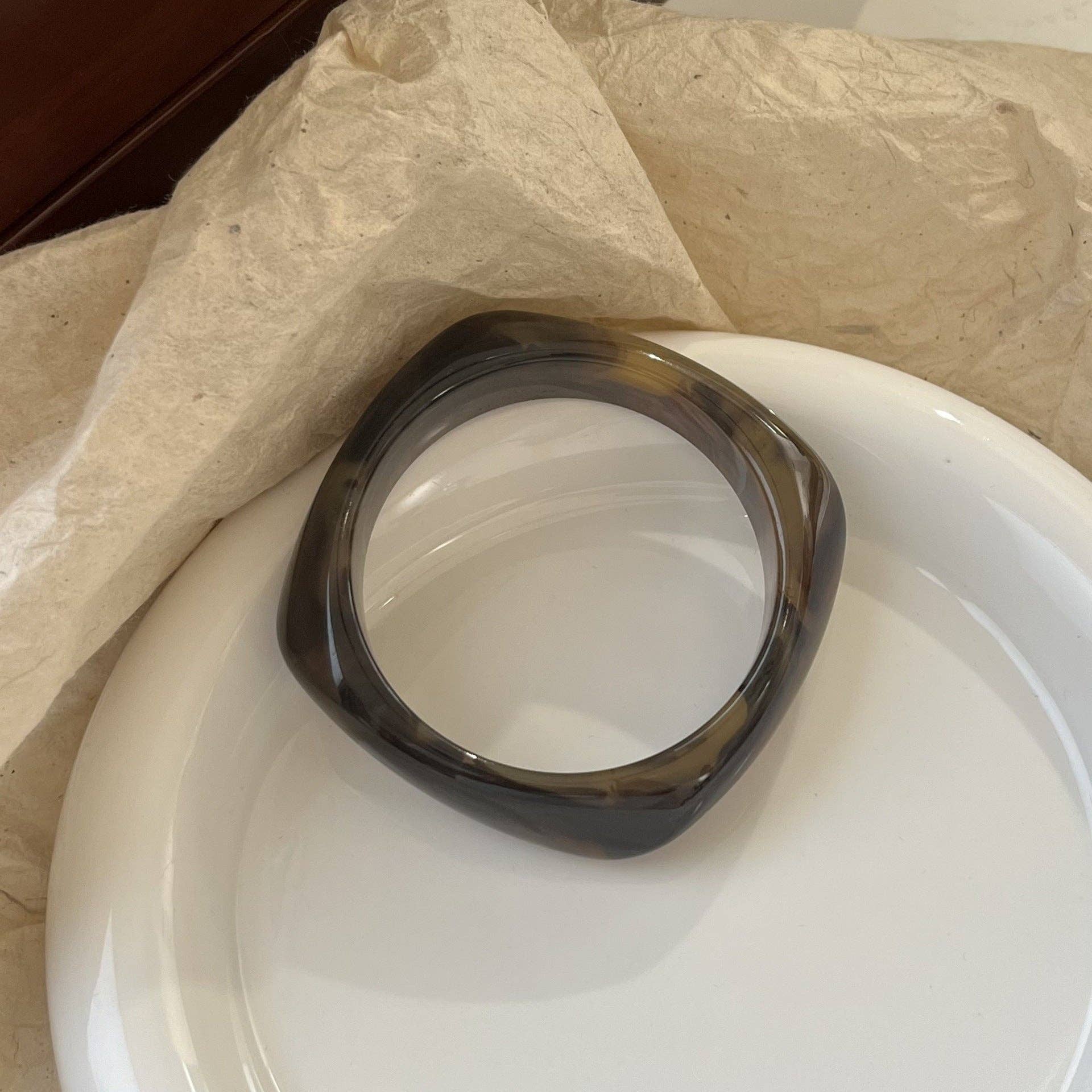 Dipped Shop - Vente Bracelet jonc - Bracelets en acrylique polygonaux géométriques irréguliers DP25B5684