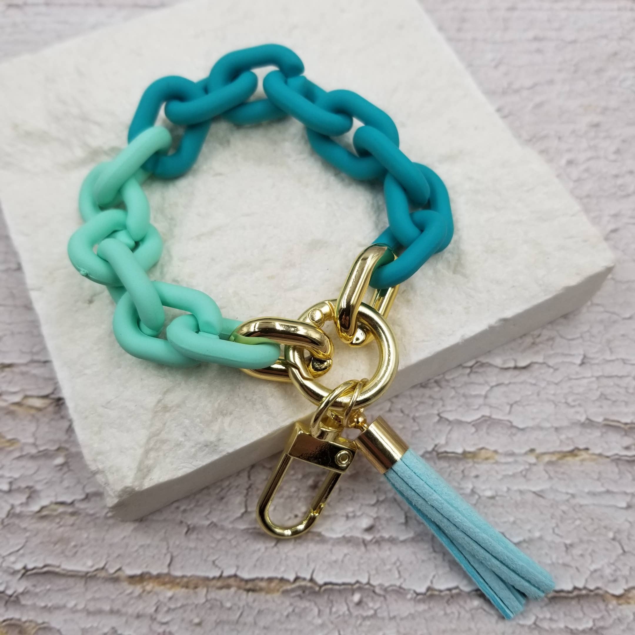 Treasure Wholesale - Wholesale Keychain Bracelet - Boho Bangle Keychain Acrylic Wristlet Key Ring0