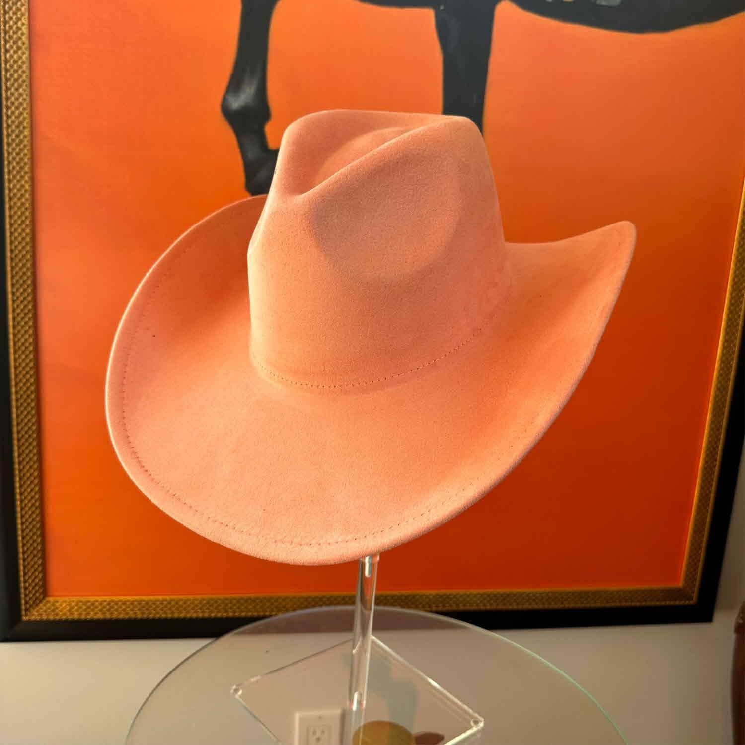 Queens INC - Vente Chapeau de cowboy – femme - Chapeau de cowboy en daim végan avec bord plat rigide7