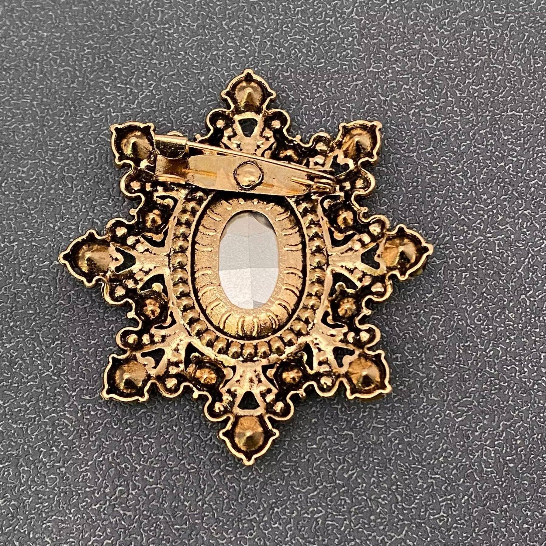 Mio Queena - Vente Broches - Broche flocon de neige vintage en verre scintillant et strass2