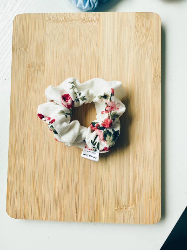Pink White Floral Scrunchie, Floral Vine Handmade Scrunchy for wholesale by Sahara Sage Boutique
