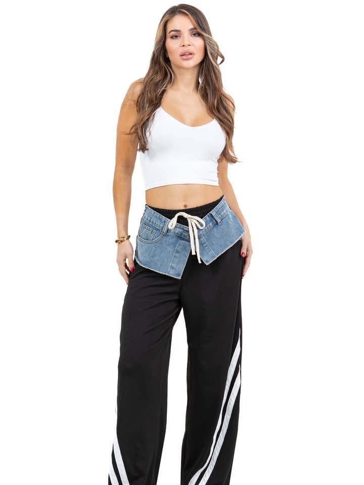 WOMEN FASHION CLASSIC STRAIGHT LEG PANTS for wholesale by By Claude