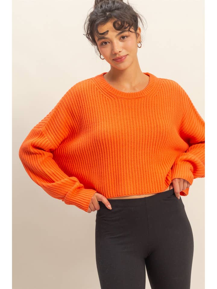 Pull court en maille avec col rond pour la vente par HYFVE