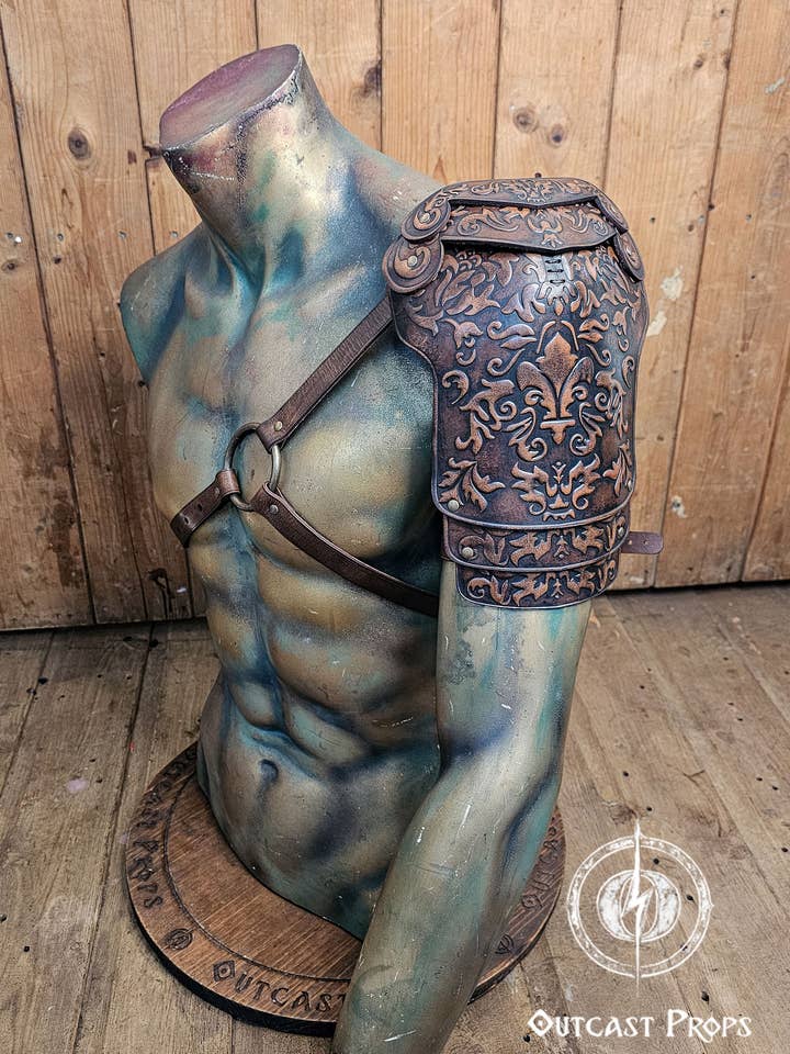 Hombreras de mosquetero para venta al por mayor de Outcast Props