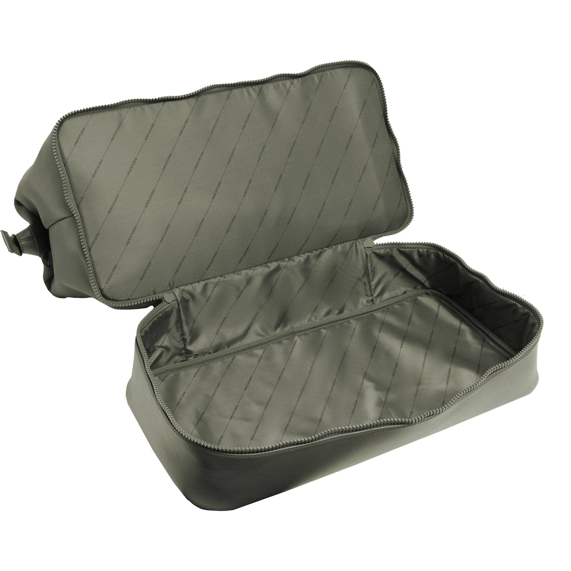 Magid - Wholesale Weekender Bag - Women's - Max Studio Sport Nylon & Faux Leather Drop Bottom Duffel Bag113