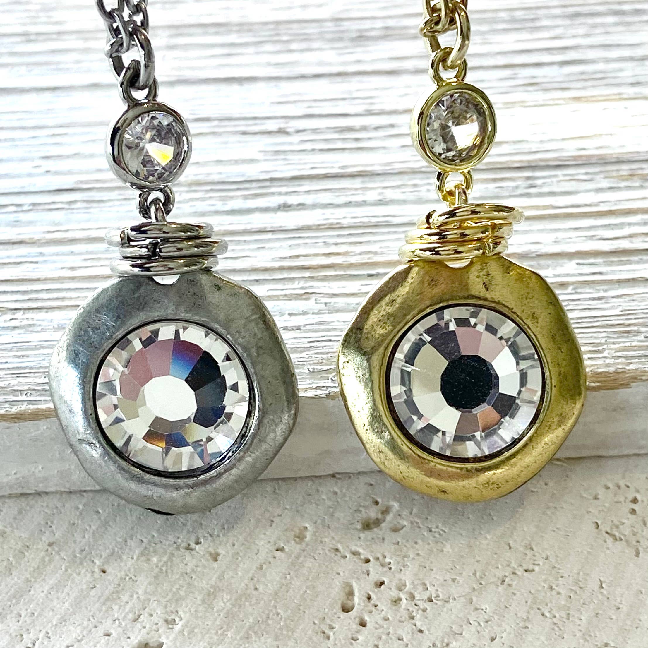 VB&CO Designs Handmade Jewelry – Großhandel Kette mit Anhänger/Charm – Swarovski-Kristall-Halskette, Braut, Boutique, Salon, Gold8