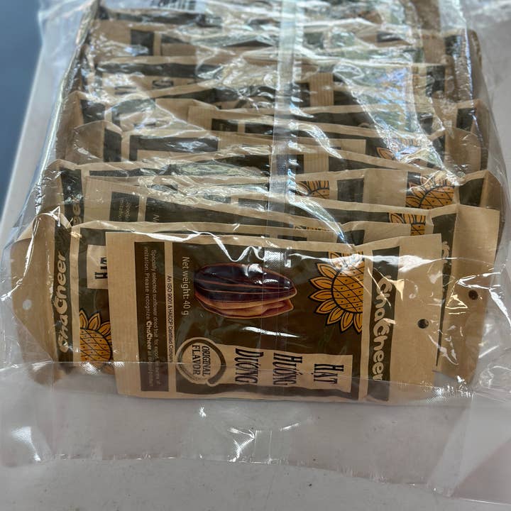 International Loft - Wholesale Nuts - ChaCha Original Flavor Roasted Sunflower Seeds 40 gram