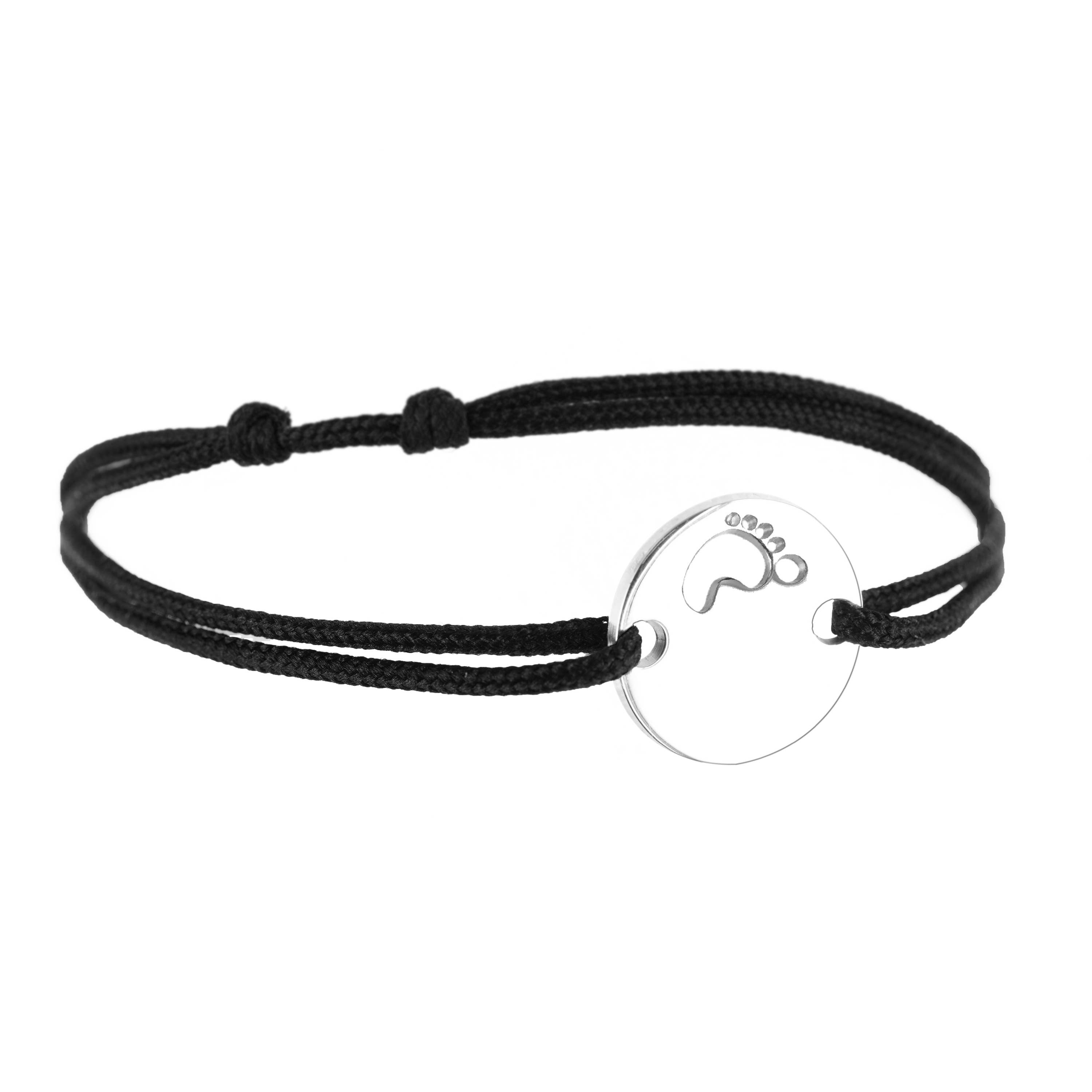 Bijoux Fabrication Française - Wholesale Individual Charm/Pendant - Round Medal Engravable Bracelet - Gold or Silver Foot Print1