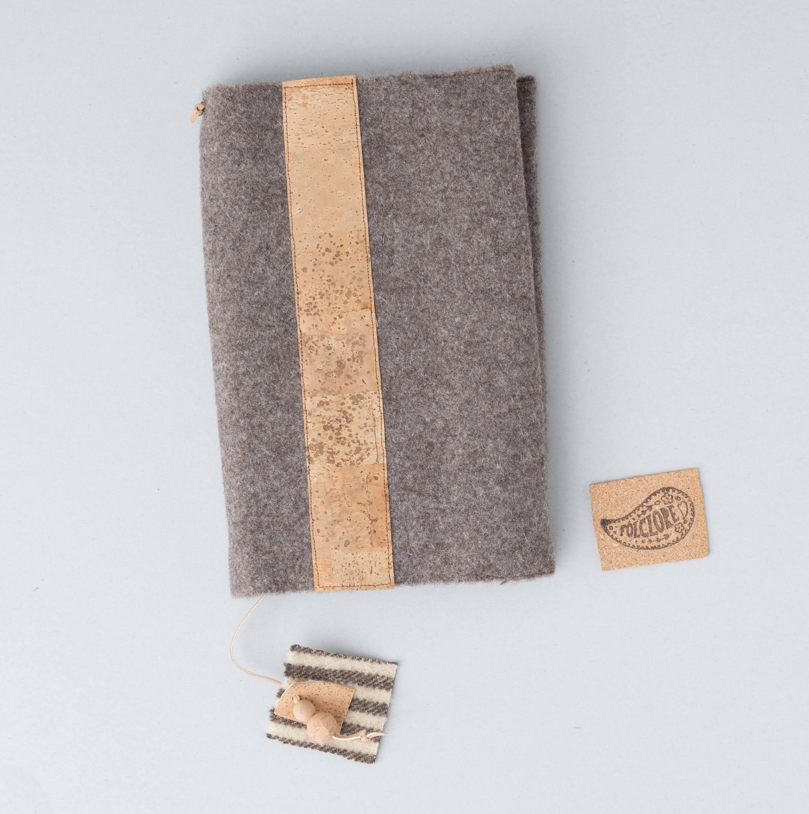 Folclore Crafts - Wholesale Book Cover - Burel and cork book cover2