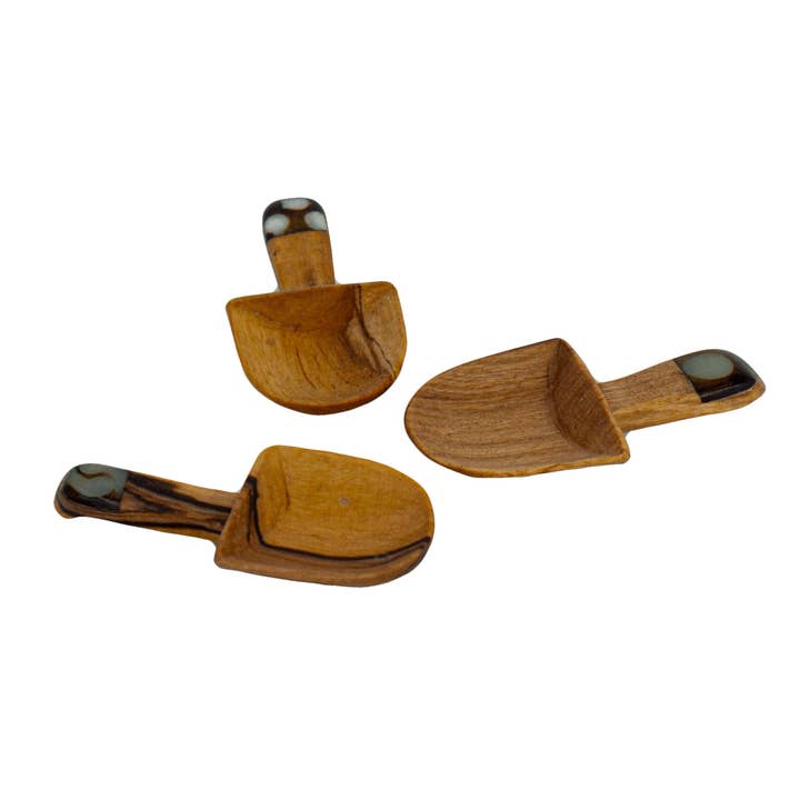Global Crafts - Wholesale Serving utensil - Petite Shovel Olive Wood Scoop, Set of 33