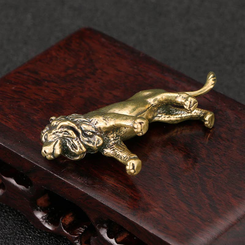 Gemcohub - Wholesale Decorative Figurine - Brass Domineering Lion Animal Ornaments Miniature Model1