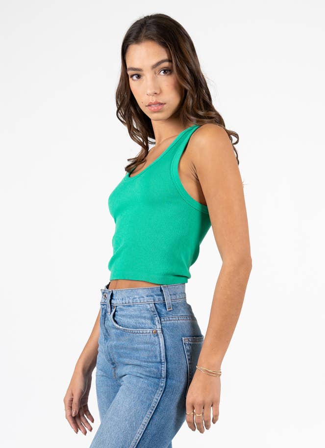 C'est Moi Clothing Co – Großhandel Tanktop – Damen – CEBT1014 Tanktop mit tiefem U-Ausschnitt aus Bambusrippen2