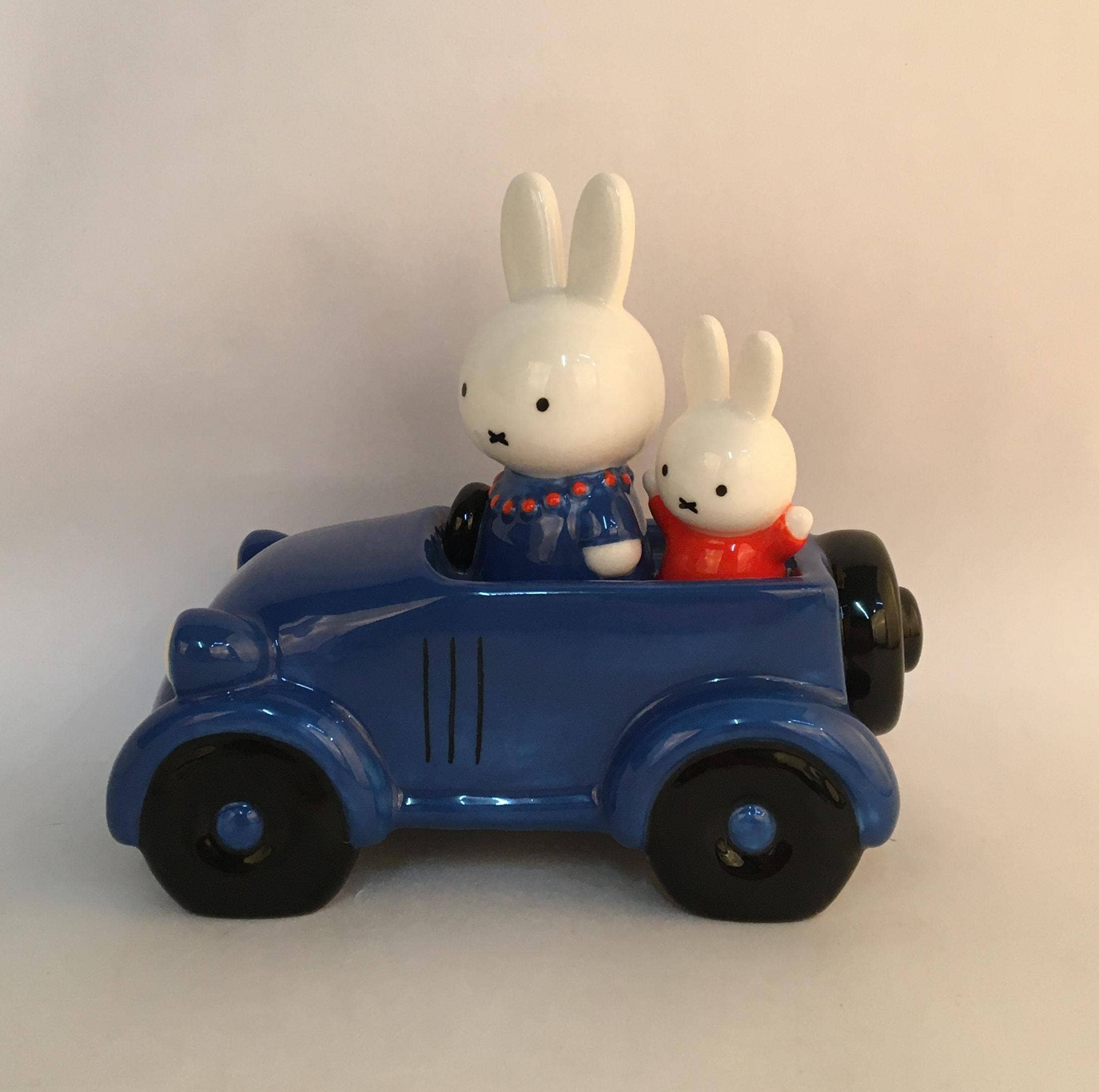 Blue Sky Clayworks - Wholesale Decorative Figurine - Miffy and Mom Cruising Figurine