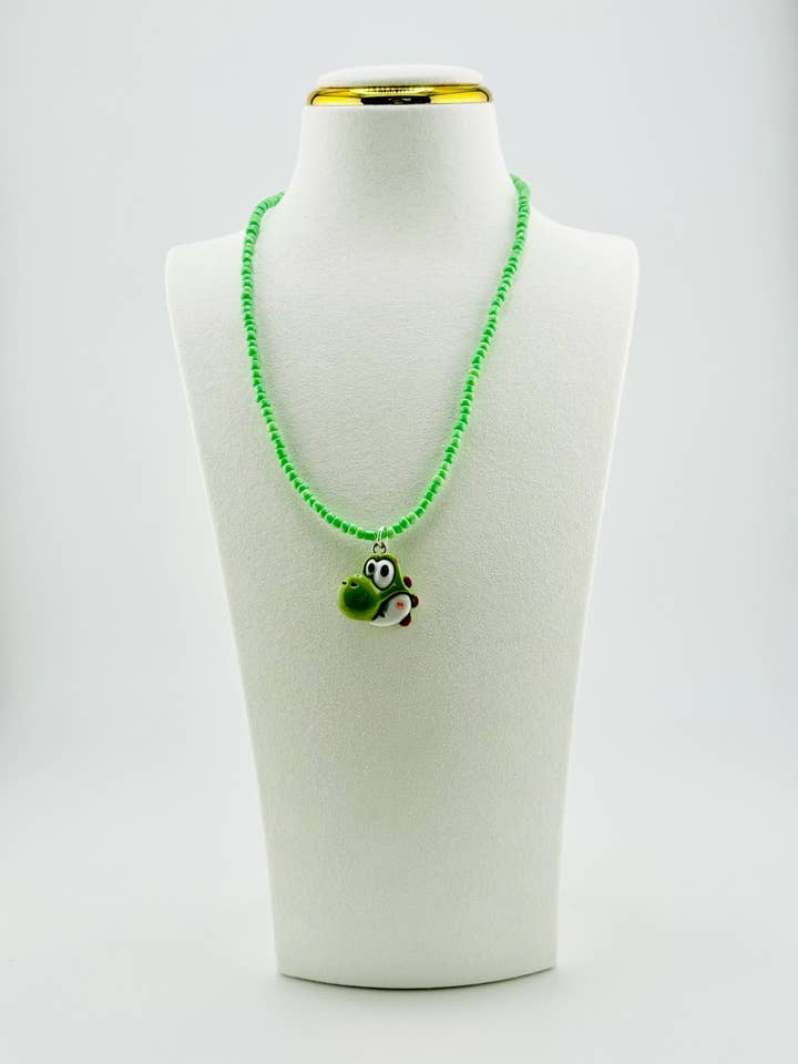 Collier Bowser des frères Super Mario pour la vente par Bella Blu Designs