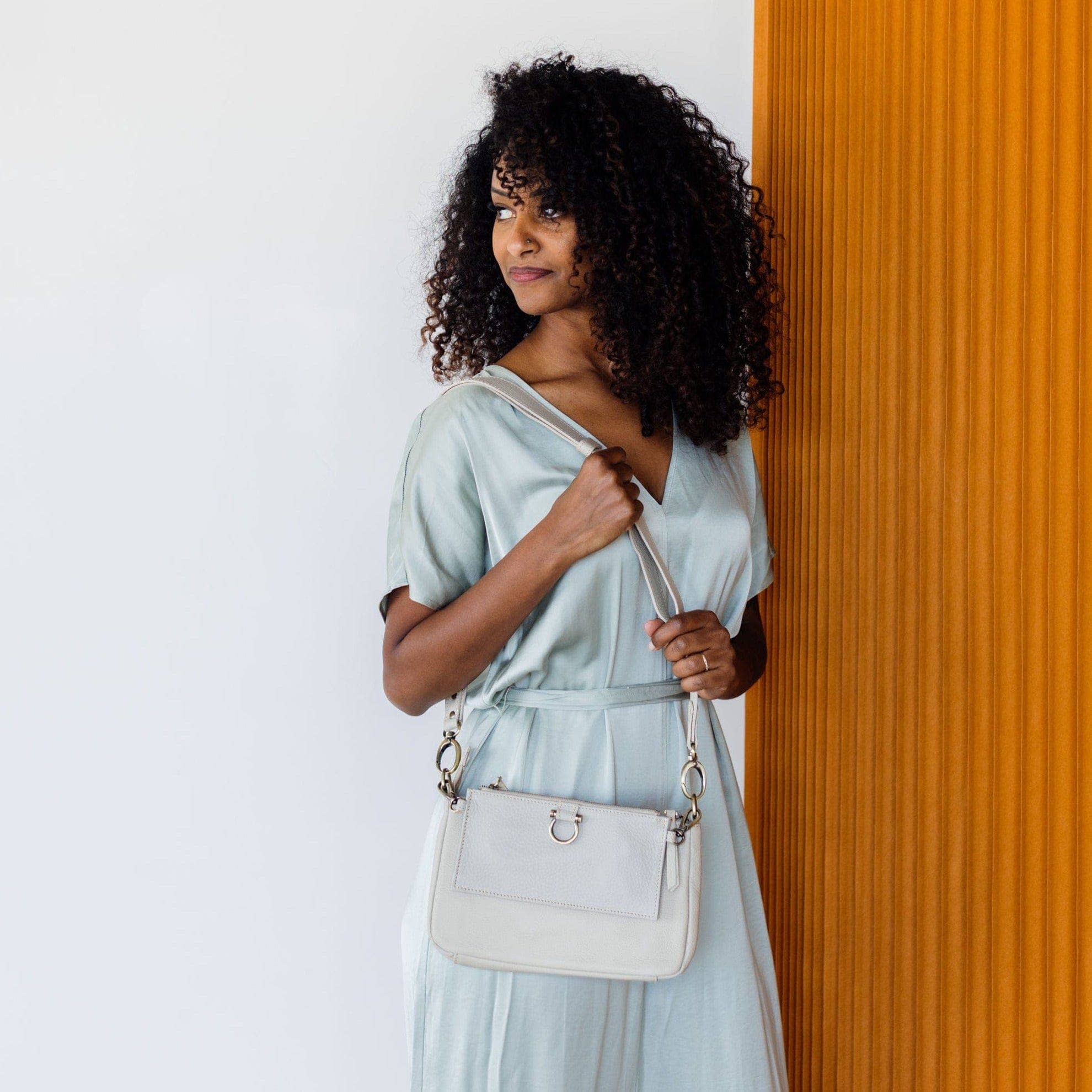 Sapahn - Wholesale Crossbody Bag - Women's - AE Crossbody Wristlet Wallet116