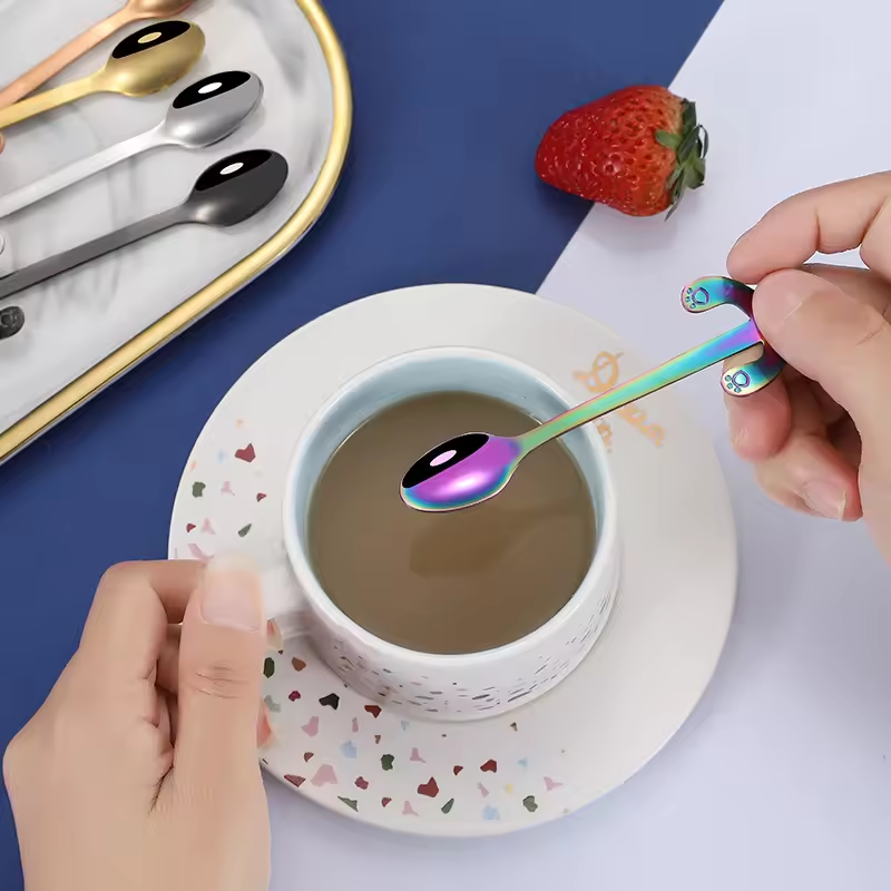 Sostraw & SmartThings - Vente Cuillères à soupe - Cuillère pour chien - 4 couleurs - Pour le thé, le café ou le dessert6
