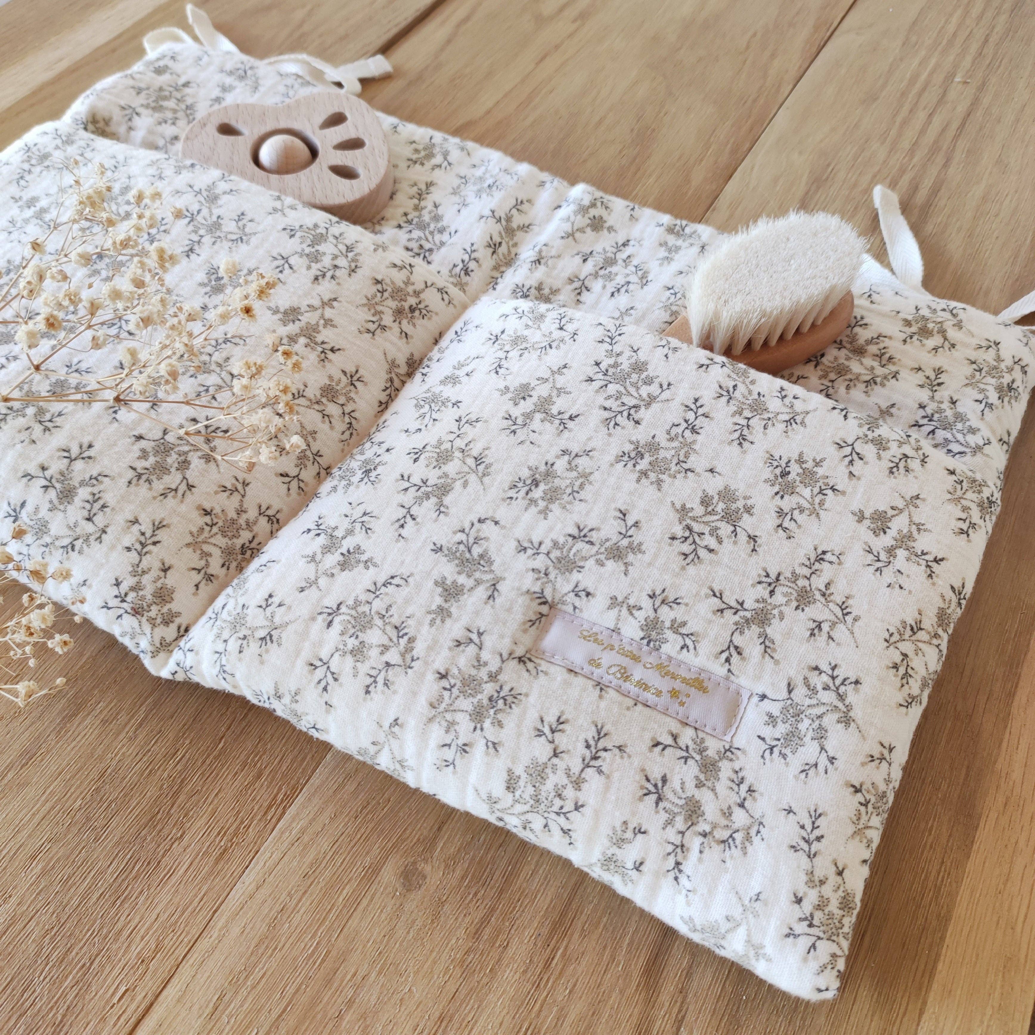 Les p'tites Merveilles de Bérénice - Wholesale Bedding Blanket - Kids & Baby - Baby bed comforter/pacifier holder in double cotton gauze Biolo3