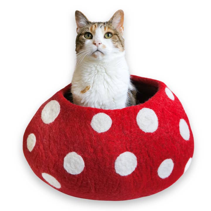 Friendsheep - Wholesale Pet Cave - Cat/Dog - Red Mushroom Eco Kitty Cave - Cat Cave