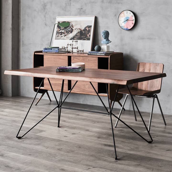 Table de salle à manger Live Edge, table rustique Billiani pour la vente par Your Bar Stools