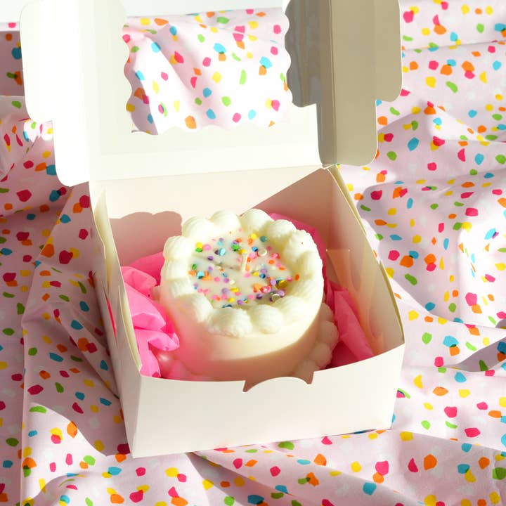 Glow Worm Goods - Wholesale Novelty candle - Birthday Cake Shaped Candle2