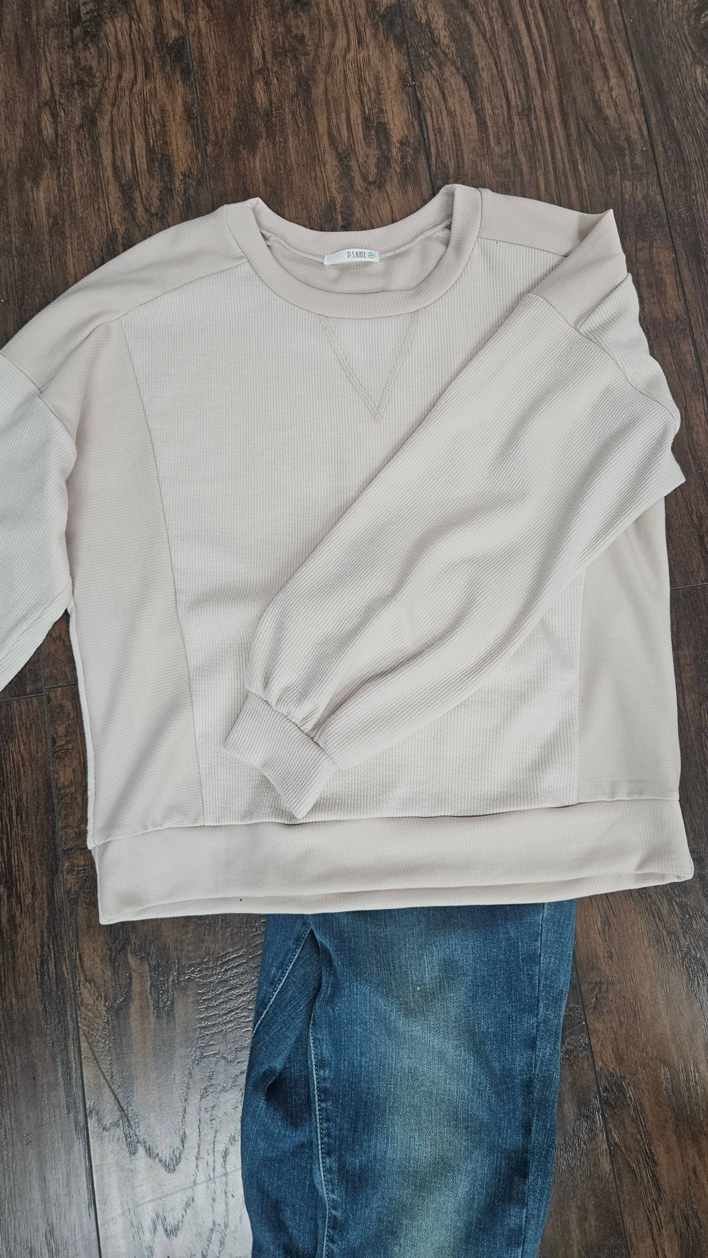 P.S Kate - Wholesale Sweatshirt - Women's - Long sleeve Pullover 72604