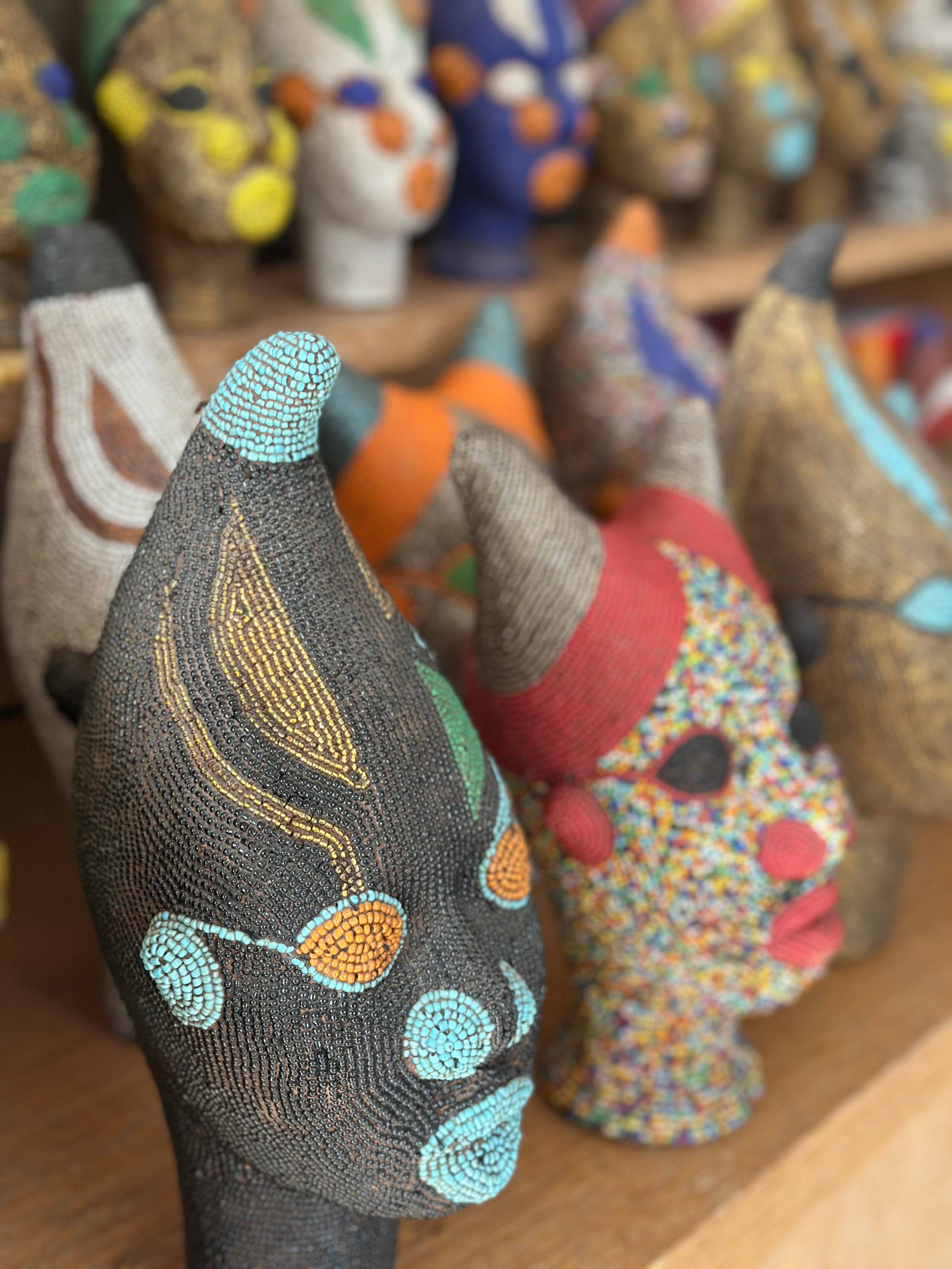 SOUK in the CITY - Wholesale Decorative Figurine - MEDIUM Bamileke Statues - new design22