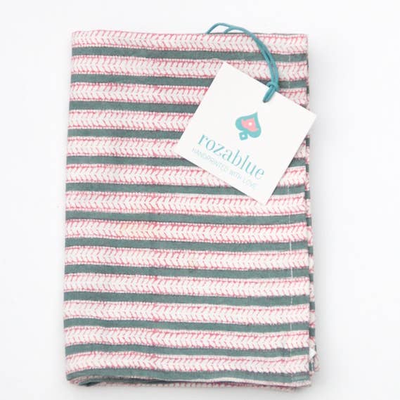 Pano de prato de Morango Funkystripes feito à mão - 100% Algodão e outras tendências em Compre pano prato B2B. Devoluções gratuitas e condições de pagamento a 60 dias na Faire na Faire.