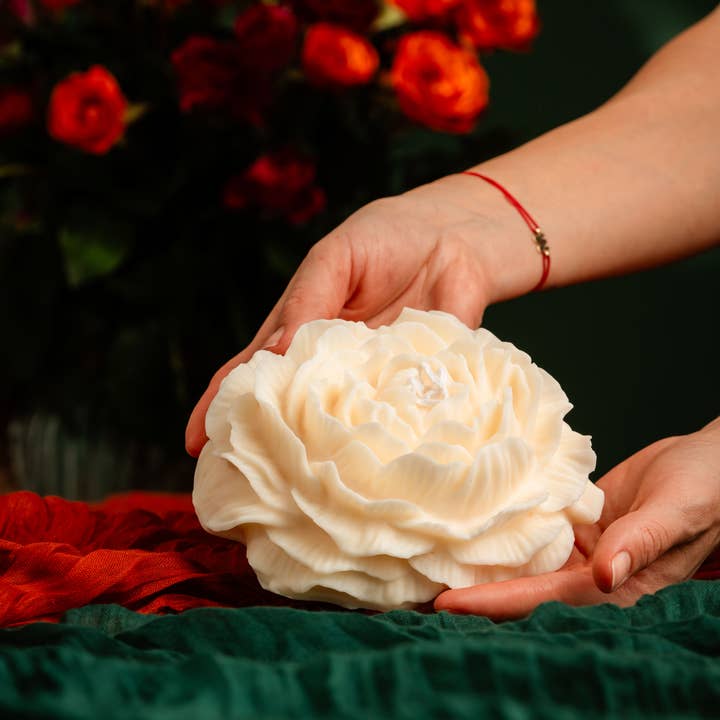 Allure CA - Wholesale Novelty Candle - Large Peony Blossom Candle β Bold & Elegant Decor0
