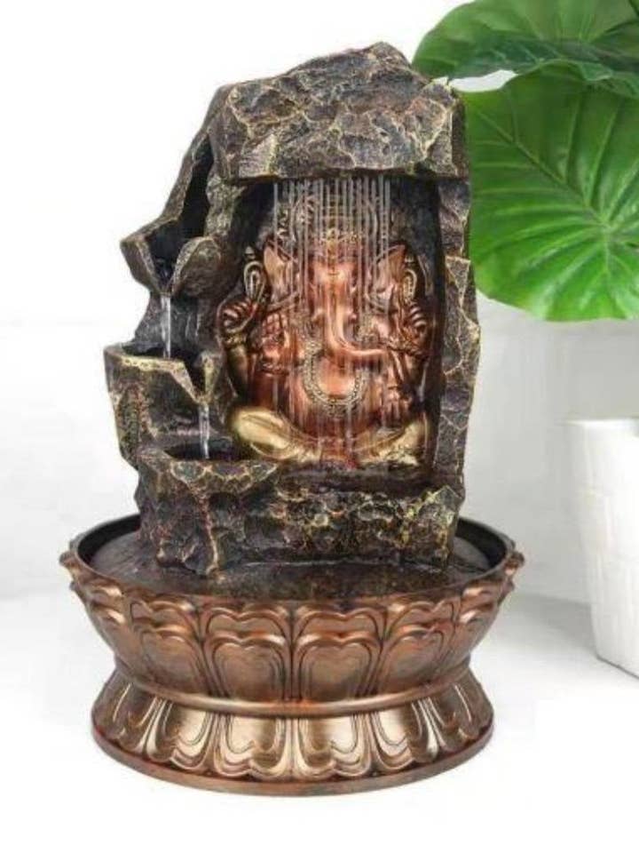 Fuente de agua de resina clásica grabada para interiores para venta al por mayor de Lixra