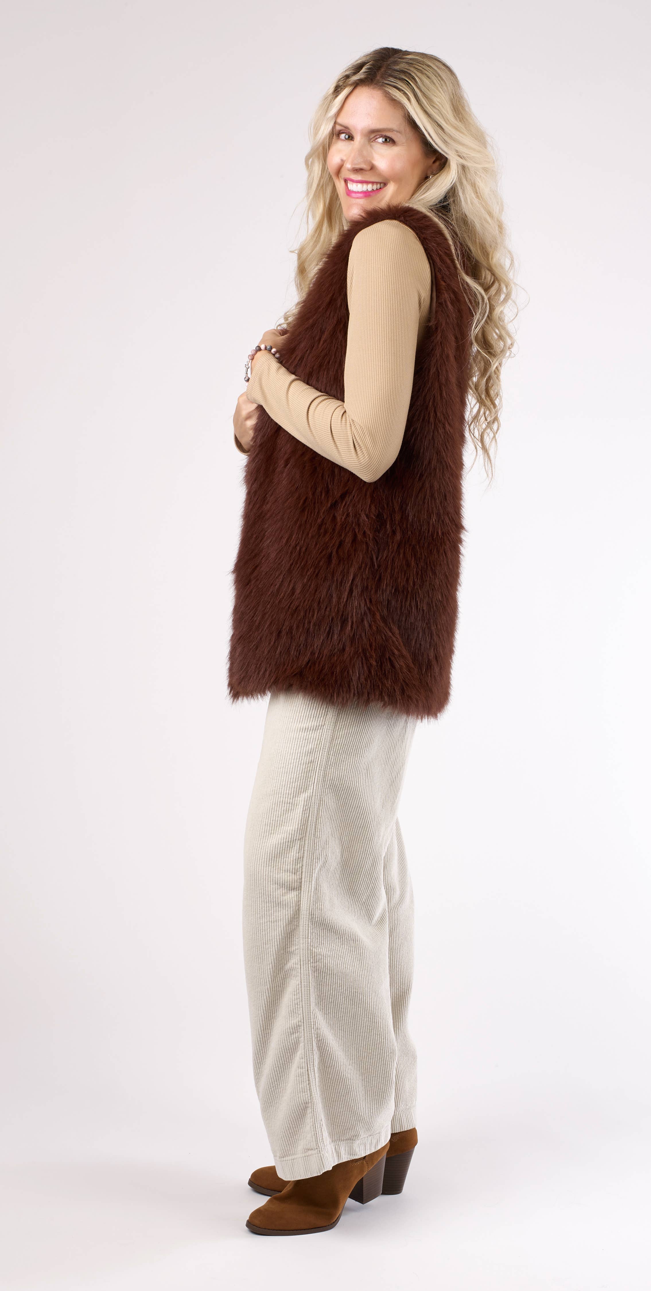 Kaleidoscope Accessories - Vente Veste sans manches – femme - Gilet en fourrure shaggy, 2 assortis12