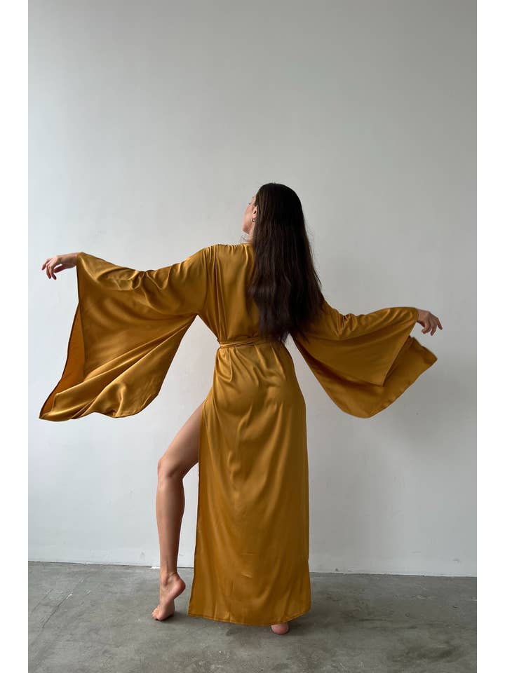 Angie's Showroom - Wholesale Robe - Women's - Elissa Split Side Kimono Robe2